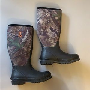 SHE outdoor camo utility waterproof boots
